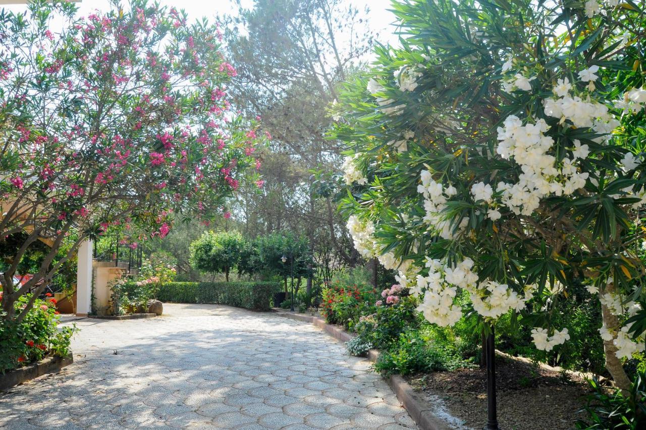 Agriresort Villa Bentivoglio 皮亚扎-阿尔梅里纳 外观 照片